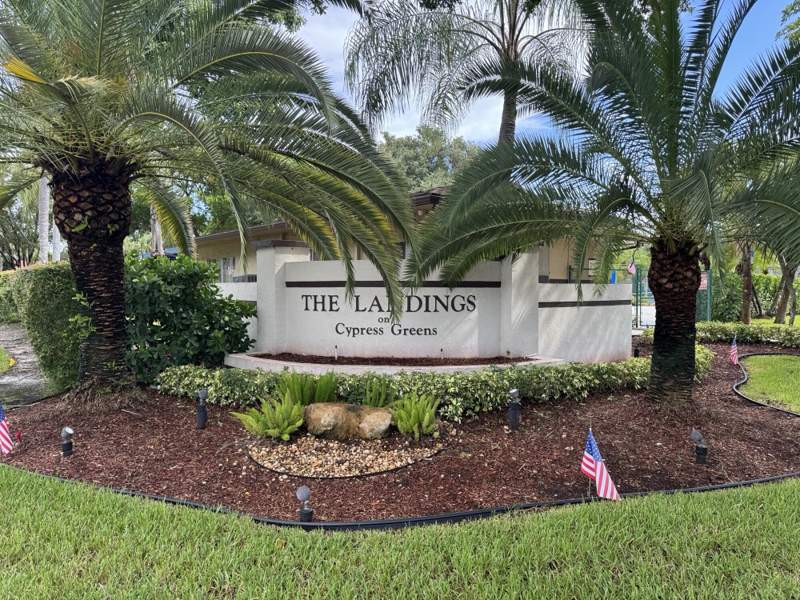 3 bedroom Townhouse at 9267 NW 61st Street, Patio Homes At Fairmont, Tamarac — photo 2