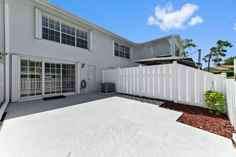 214 Foxtail Drive #F, Greenacres FL - photo 22 of 30