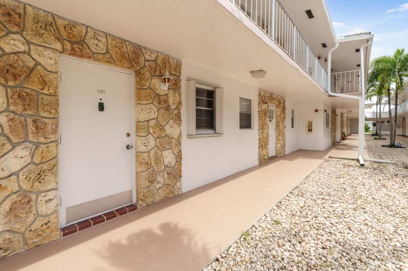 1 bedroom Condominium at 2525 W Golf Boulevard #119, Fairview II And III Condo, Pompano Beach — photo 3