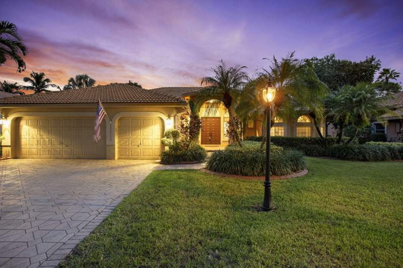 5 bedroom Single Family Residence at 10002 NW 58th Court, Landings Of Parkland, Parkland — photo 2