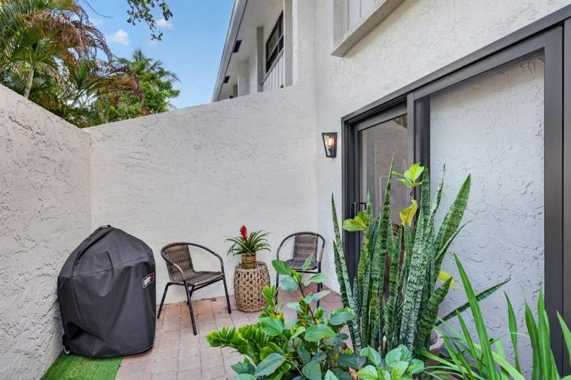 2 bedroom Townhouse at 547 NE 7th Avenue, 7 East Condo, Fort Lauderdale — photo 2