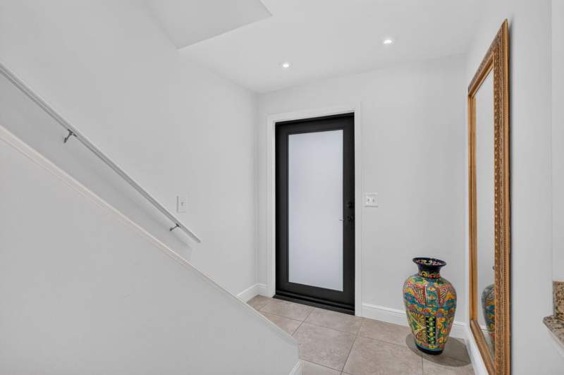 2 bedroom Townhouse at 547 NE 7th Avenue, 7 East Condo, Fort Lauderdale — photo 3