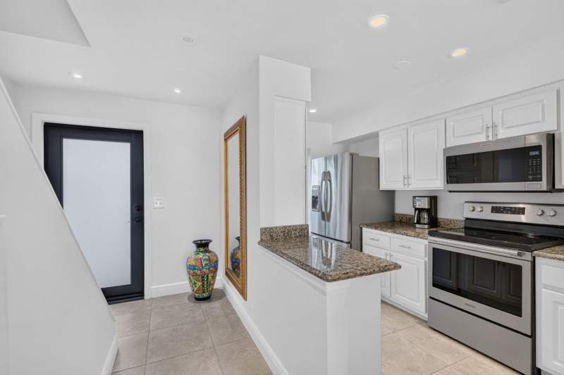 2 bedroom Townhouse at 547 NE 7th Avenue, 7 East Condo, Fort Lauderdale — photo 4