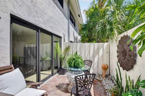 547 NE 7th Avenue, Fort Lauderdale FL - photo 20 of 45