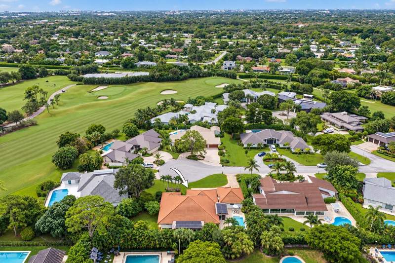4 bedroom Single Family Residence at 4535 Oak Tree Court, Seagate at The Hamlet, Delray Beach — photo 4
