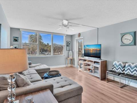 201 N Ocean Boulevard #202, Pompano Beach FL - photo 17 of 47