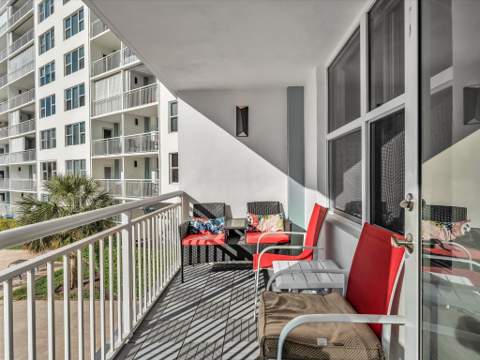 201 N Ocean Boulevard #202, Pompano Beach FL - photo 19 of 47
