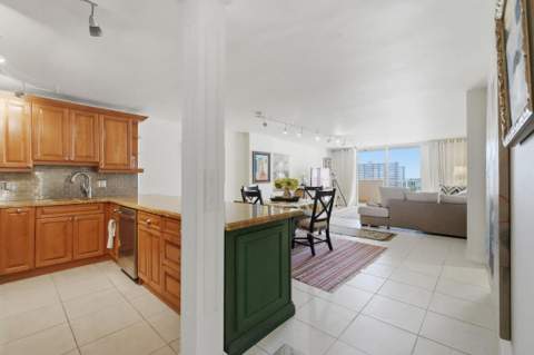 1865 S Ocean Drive #16H, Hallandale Beach FL - photo 18 of 43