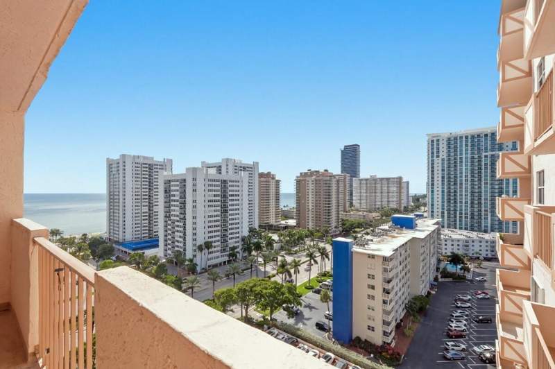 1 bedroom Condominium at 1865 S Ocean Drive #16H, Prince George Arms Condo, Hallandale Beach — photo 4