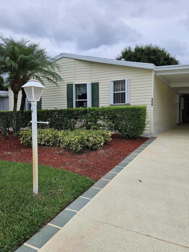 2 bedroom Manufactured Home at 3229 Scarlet Tanager Court, Eagle'S Retreat At Savanna Club Phase 2, Port St. Lucie — photo 1