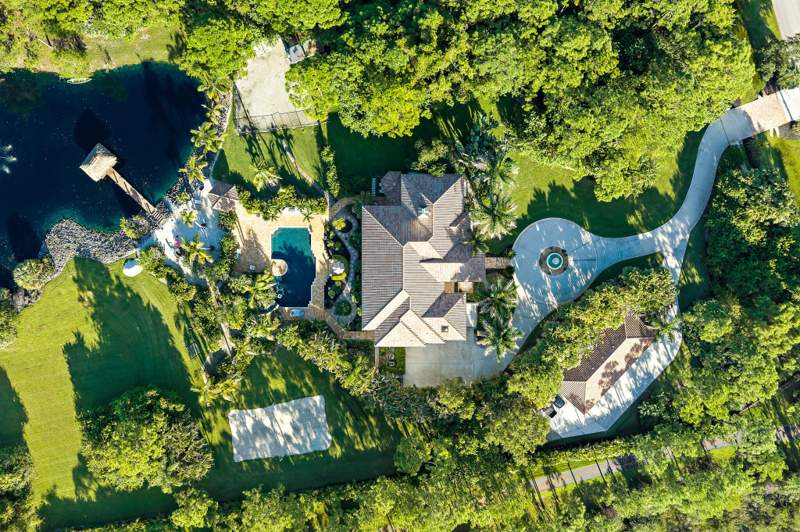 6 bedroom Single Family Residence at 2584 SE Ranch Acres Circle, Ranch Acres, Jupiter — photo 5