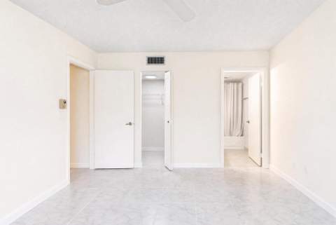 2825 SW 22nd Avenue #Apt 107, Delray Beach FL - photo 10 of 17