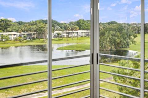 800 Cypress Grove Drive #504, Pompano Beach FL - photo 7 of 50