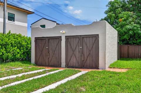 739 Kaye Street #0, West Palm Beach FL - photo 9 of 37