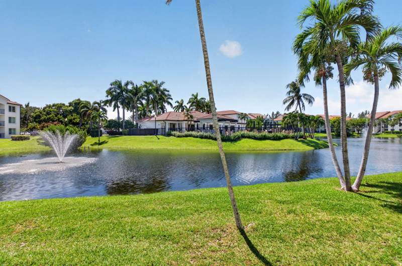 3 bedroom Condominium at 417 Villa Circle, Villa Del Sol Condo, Boynton Beach — photo 2
