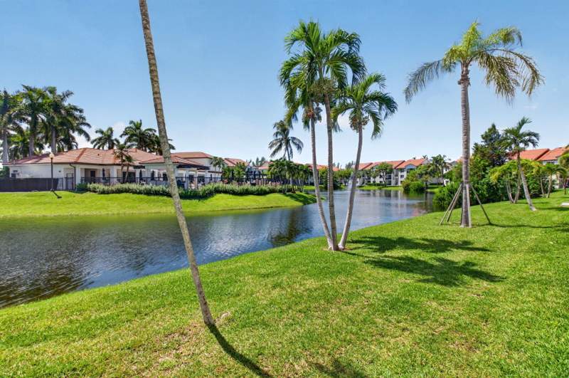 3 bedroom Condominium at 417 Villa Circle, Villa Del Sol Condo, Boynton Beach — photo 3