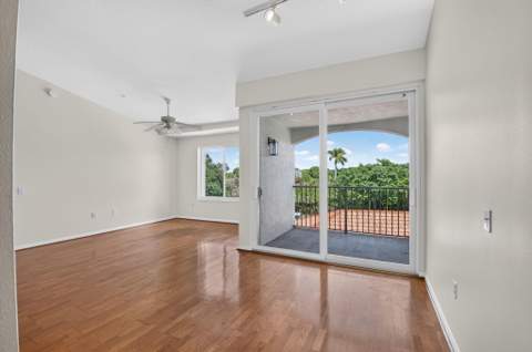 417 Villa Circle, Boynton Beach FL - photo 14 of 55