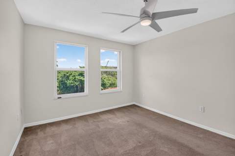 417 Villa Circle, Boynton Beach FL - photo 23 of 55