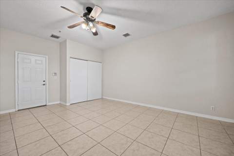 335 E Thatch Palm Circle #104, Jupiter FL - photo 9 of 42