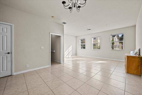 335 E Thatch Palm Circle #104, Jupiter FL - photo 10 of 42