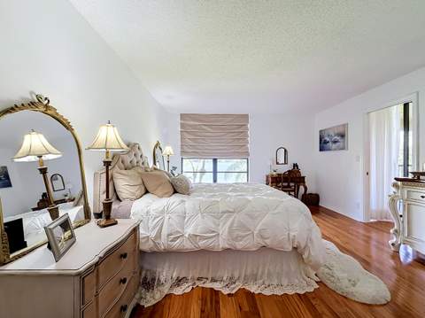 6219 Coral Lake Drive #207, Margate FL - photo 17 of 36
