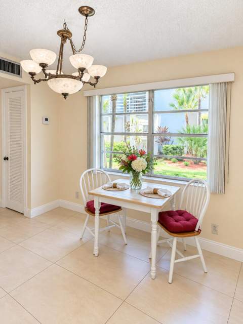 391 Burgundy I Avenue, Delray Beach FL - photo 11 of 13