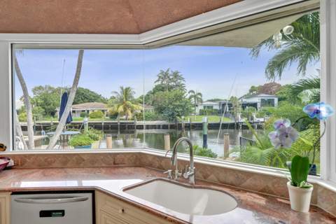 2875 NE 25th Court, Fort Lauderdale FL - photo 19 of 29