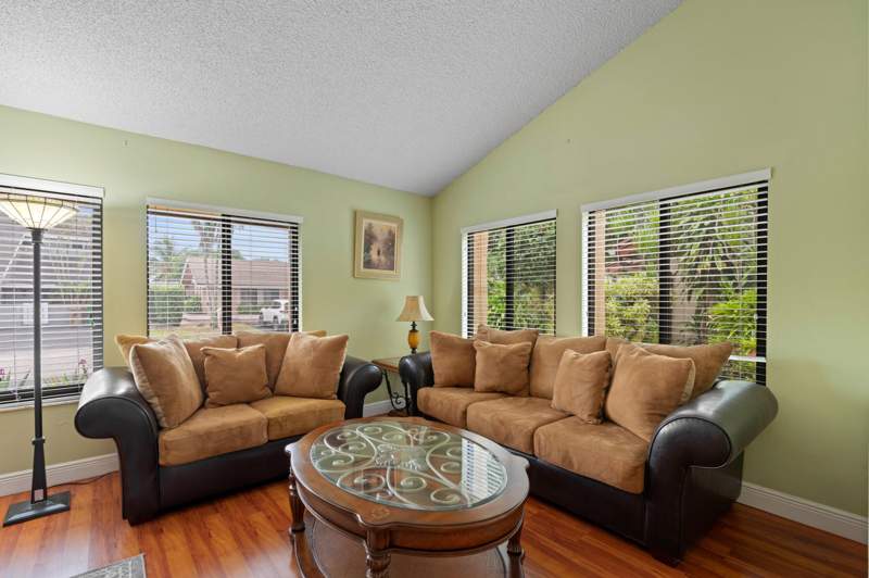 3 bedroom Single Family Residence at 4051 SW 82nd Terrace, Woods Of Rolling Hills, Davie — photo 5