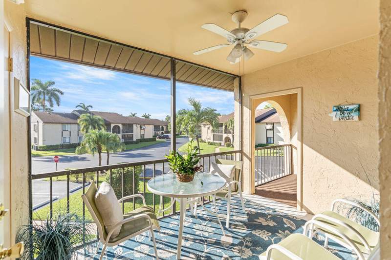2 bedroom Condominium at 236 Pine Hov Circle #D-2, Pine Ridge South II Condo, Greenacres — photo 2