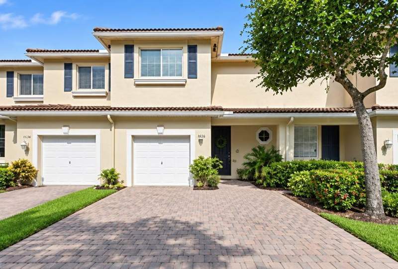 3 bedroom Townhouse at 2823 S Evergreen Circle, Quantum Park Townhomes, Boynton Beach — photo 3