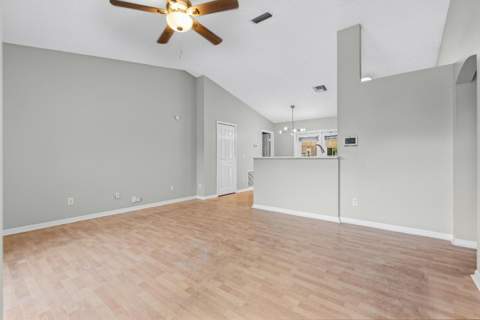 1358 SW Prairie Circle, Port St. Lucie FL - photo 12 of 60
