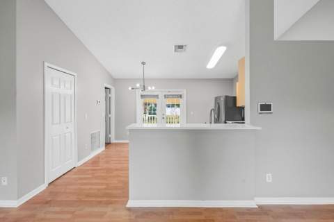 1358 SW Prairie Circle, Port St. Lucie FL - photo 13 of 60