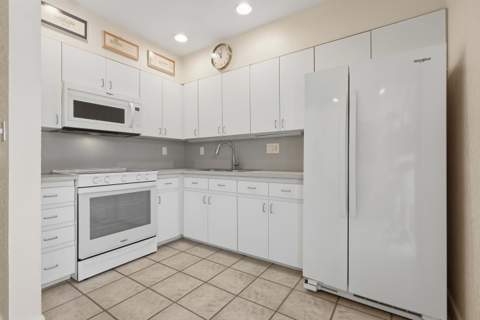 2460 SW 15th Street, Fort Lauderdale FL - photo 14 of 44