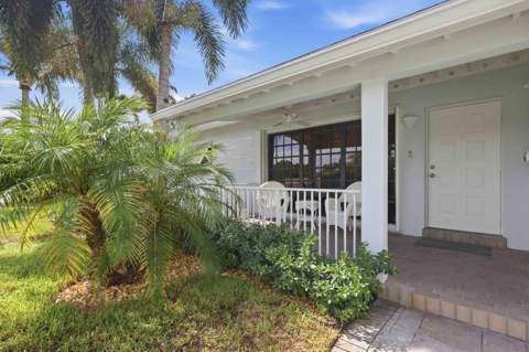 2460 SW 15th Street, Fort Lauderdale FL - photo 7 of 44