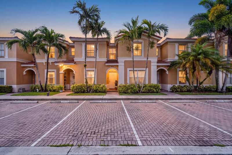 3 bedroom Townhouse at 3029 SW 129th Avenue #125, Melrose Point Condo, Miramar — photo 1