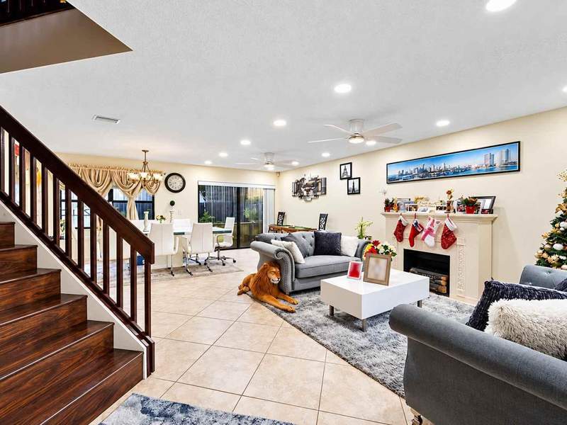 4 bedroom Single Family Residence at 1431 SW 87th Way, Cinnamon Place IV, Pembroke Pines — photo 5