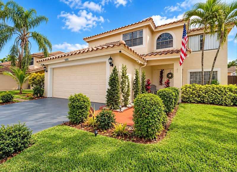 4 bedroom Single Family Residence at 1431 SW 87th Way, Cinnamon Place IV, Pembroke Pines — photo 1
