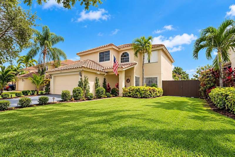 4 bedroom Single Family Residence at 1431 SW 87th Way, Cinnamon Place IV, Pembroke Pines — photo 2