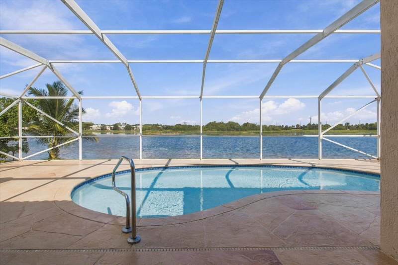 3 bedroom Single Family Residence at 1295 Windsor Lane, The Meadows, Weston — photo 3