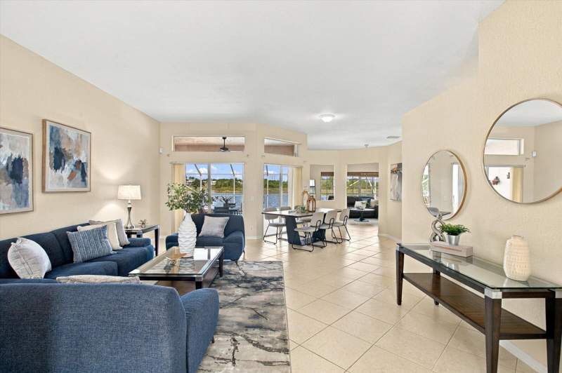 3 bedroom Single Family Residence at 1295 Windsor Lane, The Meadows, Weston — photo 5