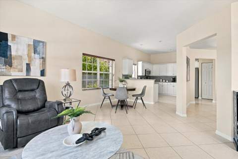 1295 Windsor Lane, Weston FL - photo 10 of 47