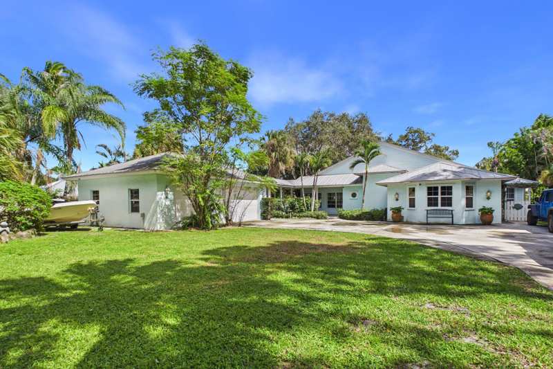 4 bedroom Single Family Residence at 3679 SW Saint Lucie Shores Drive, St Lucie Shores, Palm City — photo 1