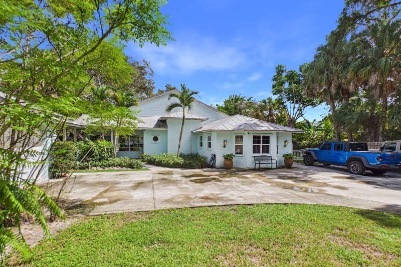 4 bedroom Single Family Residence at 3679 SW Saint Lucie Shores Drive, St Lucie Shores, Palm City — photo 3