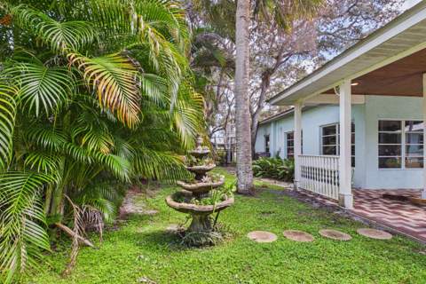 3679 SW Saint Lucie Shores Drive, Palm City FL - photo 6 of 46
