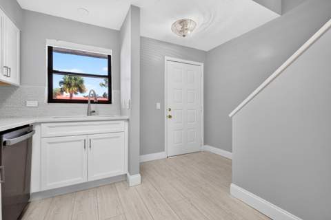 1300 Seaway Drive #D7, Fort Pierce FL - photo 18 of 59