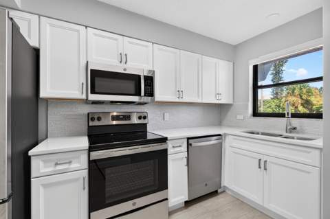1300 Seaway Drive #D7, Fort Pierce FL - photo 22 of 59