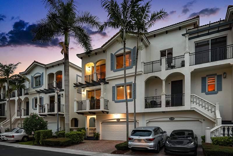 4 bedroom Townhouse at 3131 Waterside Circle, Waterside, Boynton Beach — photo 2