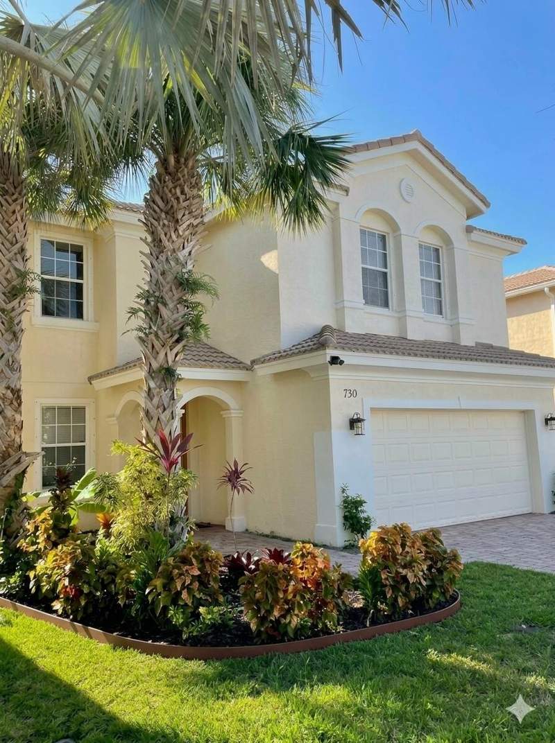 4 bedroom Single Family Residence at 730 NW Leonardo Circle, Vizcaya Falls Plat 3, Port St. Lucie — photo 2
