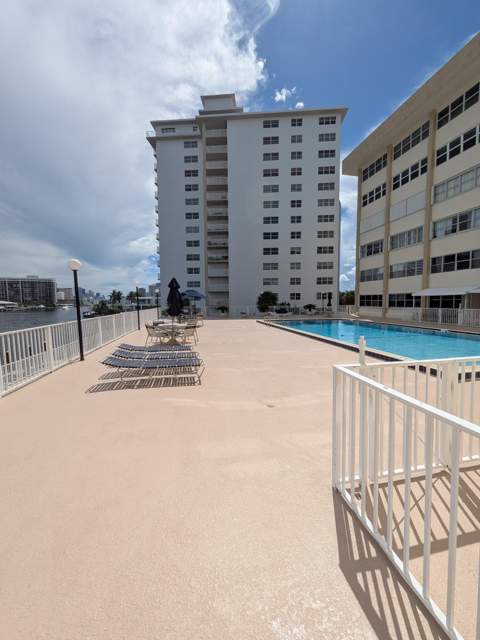 111 Golden Isles Drive #C10, Hallandale Beach FL - photo 17 of 24