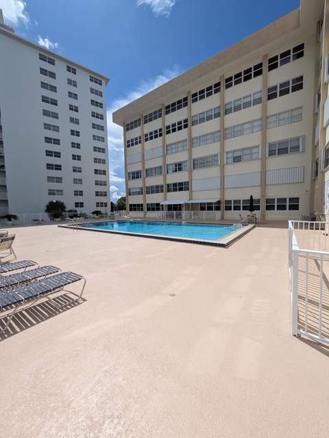 111 Golden Isles Drive #C10, Hallandale Beach FL - photo 18 of 24